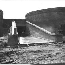 Northeast Plant. Transverse gallery between sludge digestion tanks 6 and 8