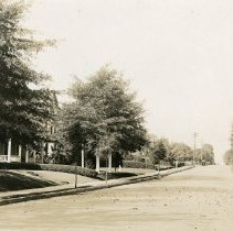 500 Block Of 6th Ave And 7th St Facing North