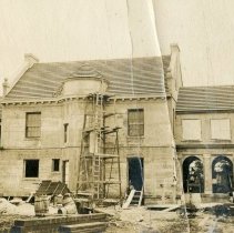 Charles Green House003