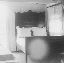 Eastman Gardiner Camp  -  Bedroonm Of Portable House036