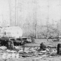 Eastman Gardiner Camp - Pay Car And Offices  024