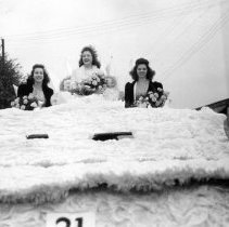 March 8 , 1941 Parade108