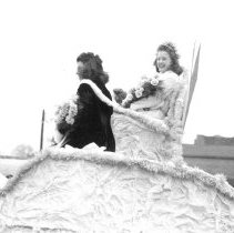 March 8 , 1941 Parade111