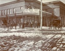 Campaign banner on the Irma Hotel