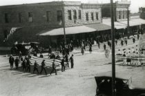 Parade on Sheridan Ave