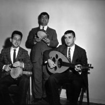 DLI West Coast: Students playing Arabic music