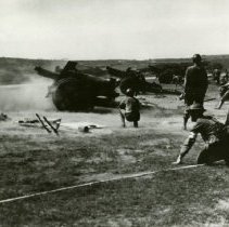 Army Day - 155 mm Howitzers firing