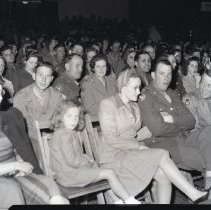 Crowd of Servicemembers and their Families, 1942-1944
