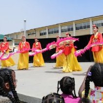 Children Watch Korean Fan Dance Team Performs at Language Day