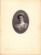 1904 FHS Female Graduate