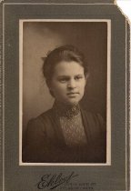 1904 FHS Female Graduate
