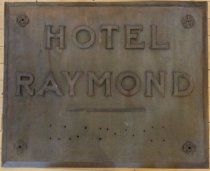 Hotel Raymond sign (front)