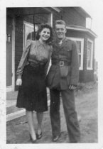 Claire and Everett Murchie