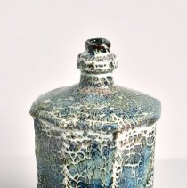 Hoko (square bottle)