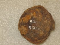 1923.03.001, accession number/weight