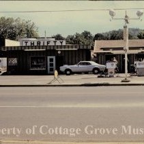 Thrifty convience store and gas station