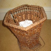 Hexagonal shaped wastebasket with horizontal weaving