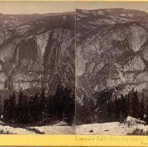 Stereograph of Yosemite Falls from the Sentinel Dome