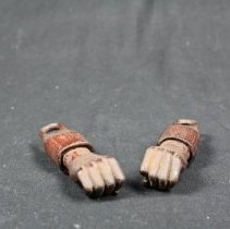 Front view of carving