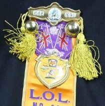 Front view of the ribbon