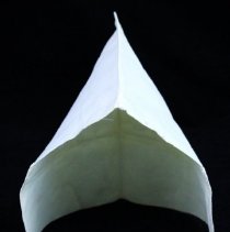 A white nurse's cap owned by Erma Caslick