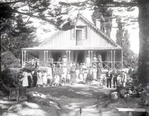 Gatherng at Minniesdale