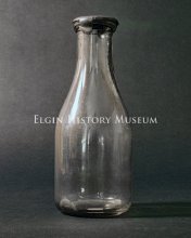 Elgin Sanitary Milk Co. 1 Quart Milk Bottle