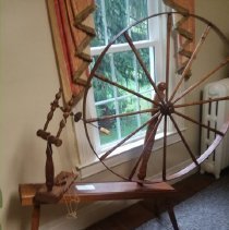 Walking Spinning Wheel