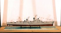 MODEL USS TURNER JOY DD951