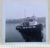 Tug ELAINE FOSS (1), 1952, Port Washington Narrows, Bremerton.