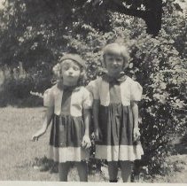 Ellen & Judith Owen (ca. 1950-1955)