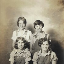 Pearl Bingham, Irene Cox, Mae Wainman & Miss Edwards (ca. 1927-1930)