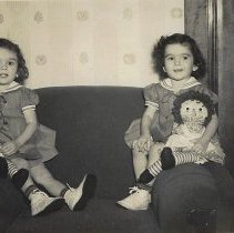 Harriet and Helen Hopewell (ca. 1945)