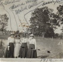 Nettie Baldwin, Laura, Mabel Baldwin & Anna Kise next to pond (1918)