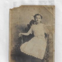 Helen Thomas (ca. 1910-1913)