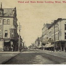 1914 postcard of Third & Main Streets in Washington