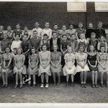 Myrtle McCormick & Irene Friedman's class in Washington (ca. 1945-1955)