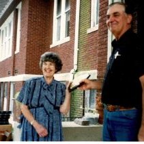 Eleanor (Boyd) Phillippe & Don Carroll at Daviess County Museum (1989)
