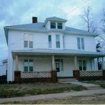 Former home of Mr. & Mrs. Miles & Etta O'Neall in Washington (ca. 1980-1990