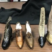 Women's shoes at Larkin's Shoe Store