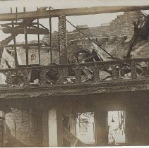 Unidentified brick building destroyed by fire (ca. 1920-1930)