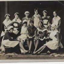 Female cast in a play (ca. 1920-1930)
