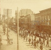1897 I.O.O.F. parade on Main Street in Washington