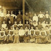 Ora Walker, Carrie Moore & others at a Washington business (ca. 1915-1925)