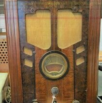 Philco radio (ca. 1930-1940)