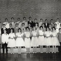 Eighth grade graduating class at Jefferson School (ca. 1961)