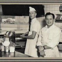 Clovis Sowder at White Steamer restaurant in Washington (ca. 1938)
