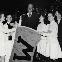 David Dejernett and 1941 Hatchet Cheerleaders
