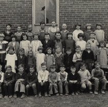 Ada J. Deal's second grade students (1924)