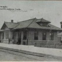 B & O Railroad passenger depot in Washington (ca. 1914)
